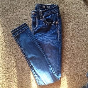 Hailey Mid-Rise Skinny Stretch Miss Me Jeans